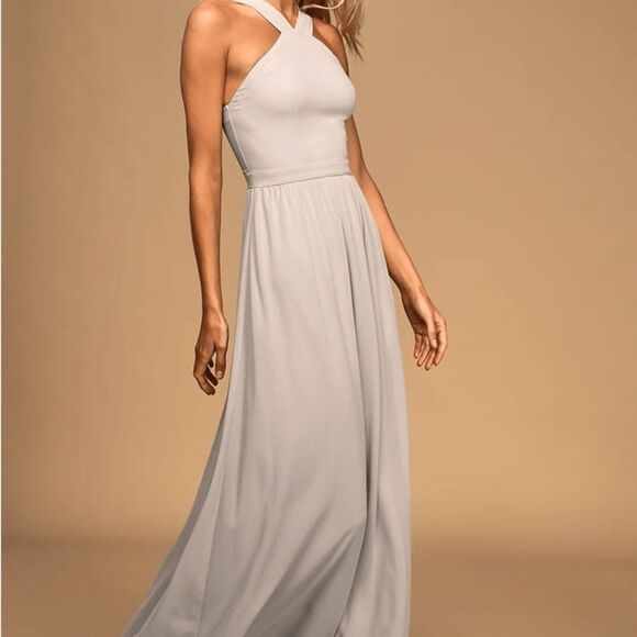 Lulu’s  Air of Romance Grey Maxi Dress size Small Sleeveless Halter - Picture 9 of 9
